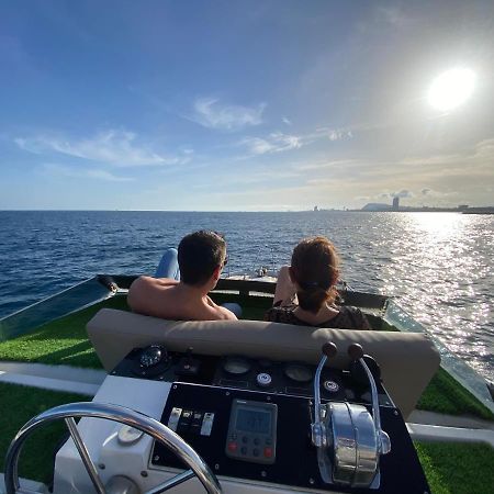 Barco Muy Romantico Con Parking! Sant Adrià de Besòs Kültér fotó