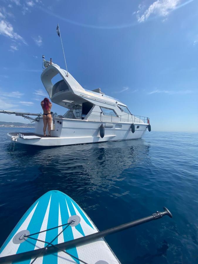 Barco Muy Romantico Con Parking! Sant Adrià de Besòs Kültér fotó